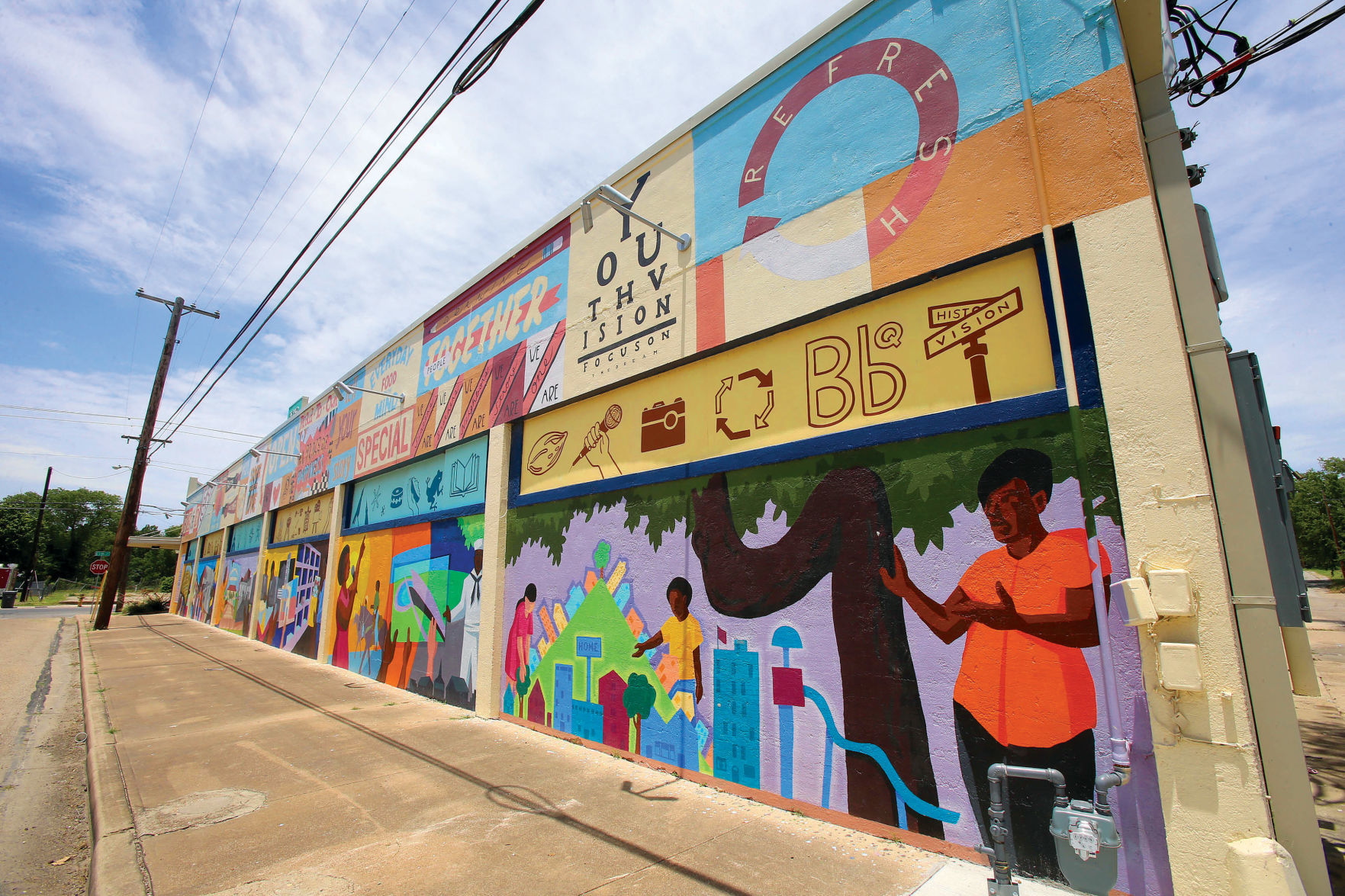 Murals East Waco Library.jpg